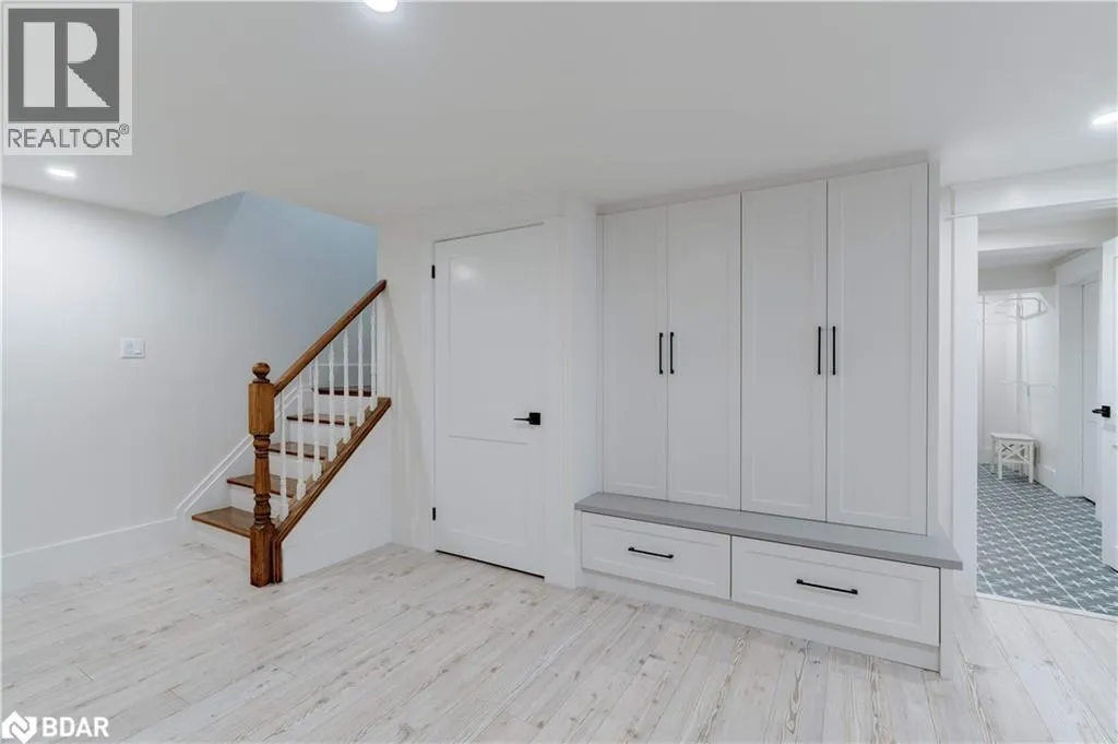 41 FAIRWOOD Place E