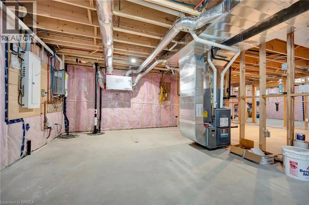 64 QUEEN Street W