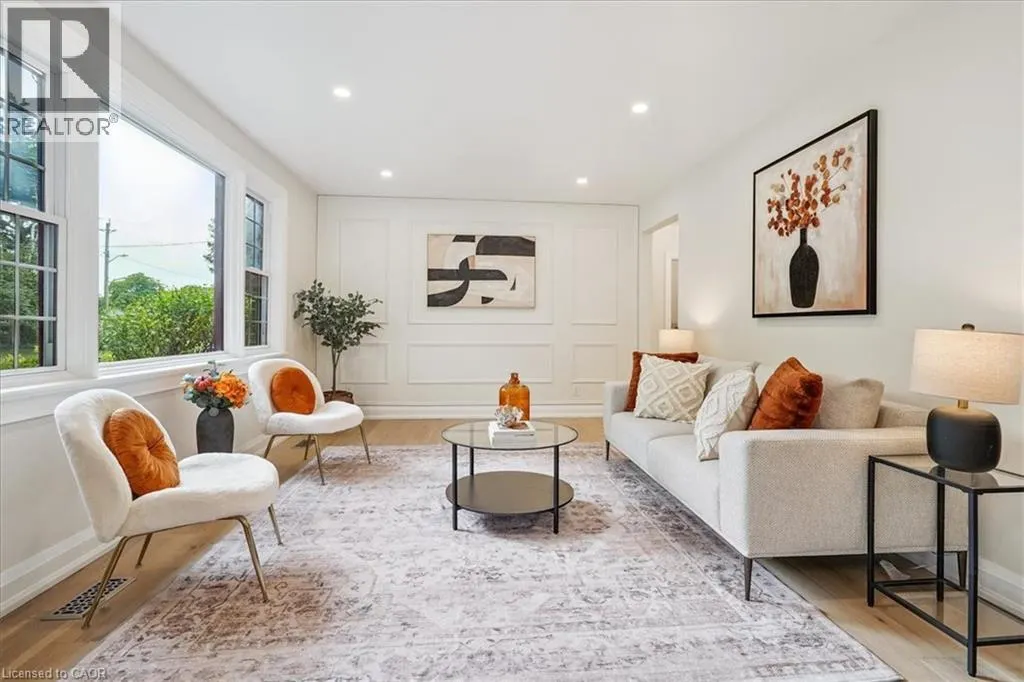 723 DRURY Lane