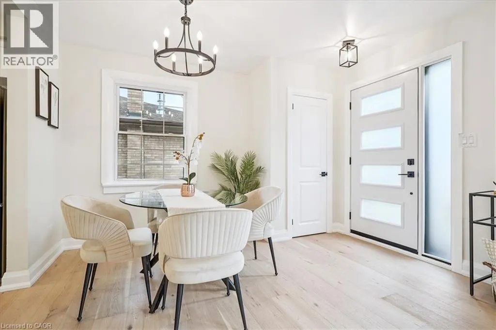 723 DRURY Lane