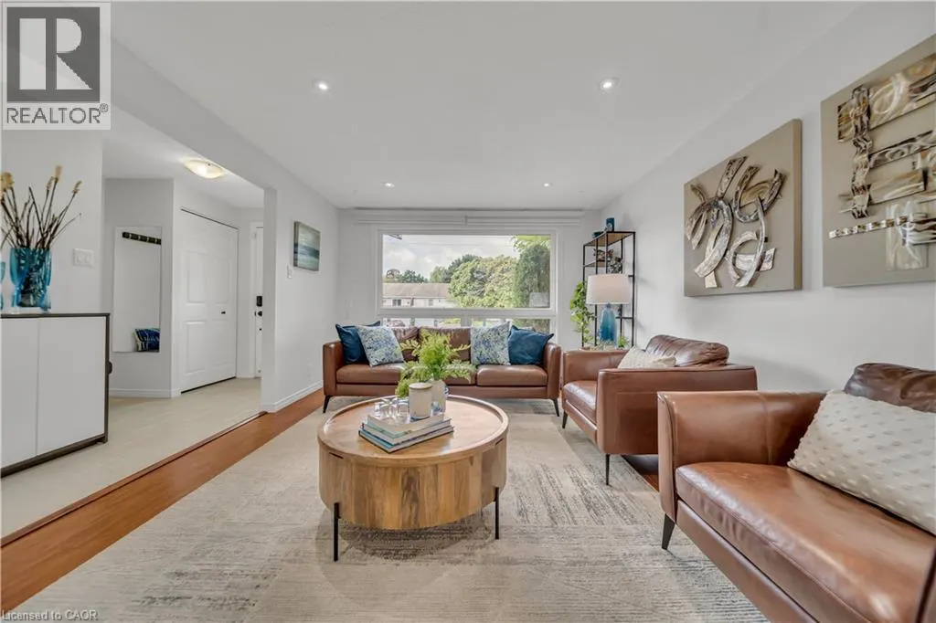477 STRASBURG Road