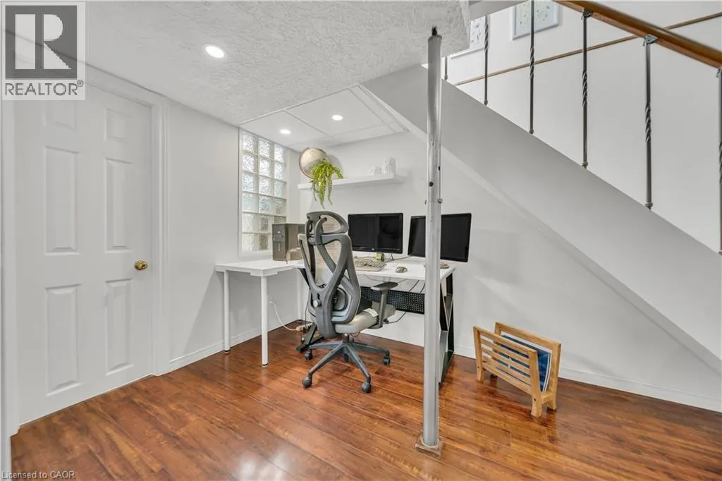 477 STRASBURG Road