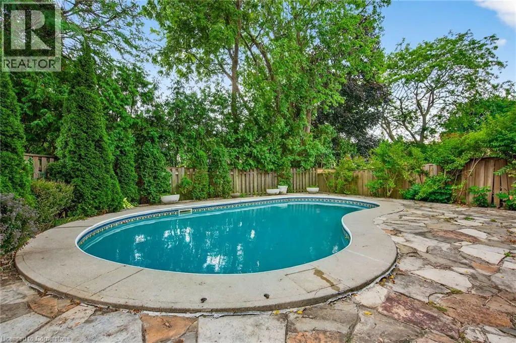2280 MANSFIELD Drive