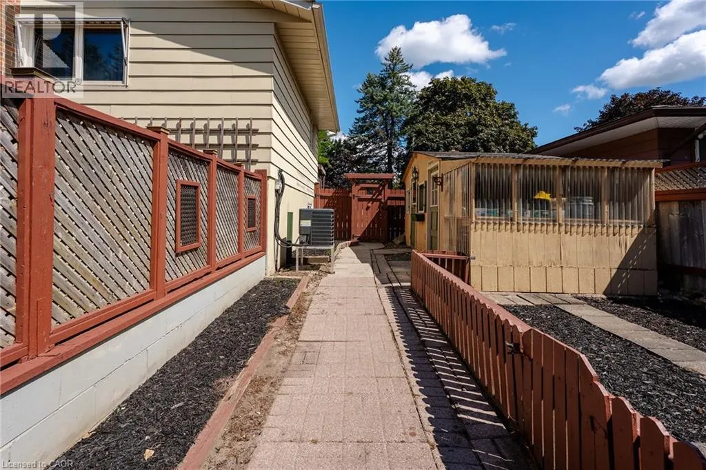 80 ROUSE Avenue