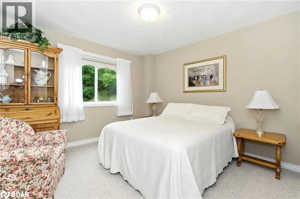 32 VALLEYCREST Drive