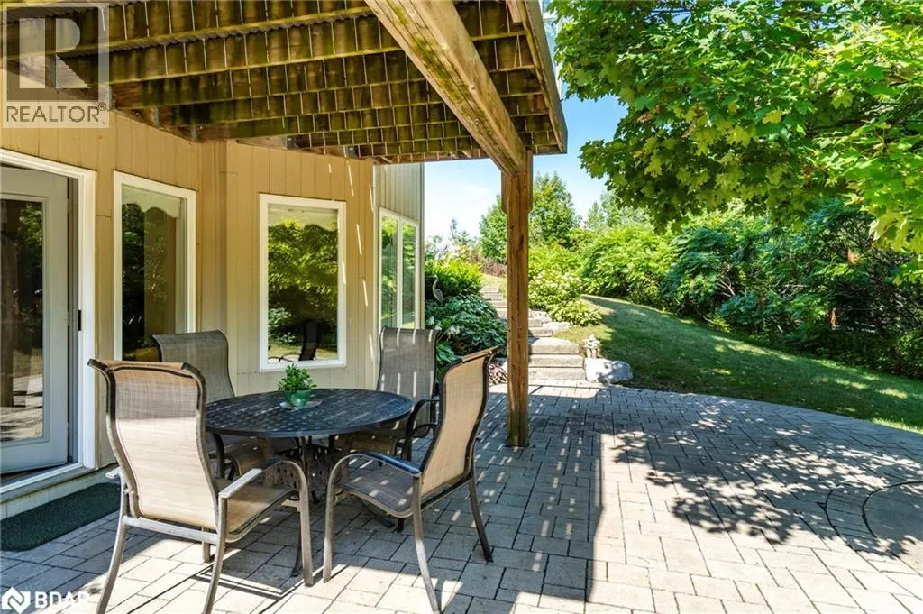 32 VALLEYCREST Drive