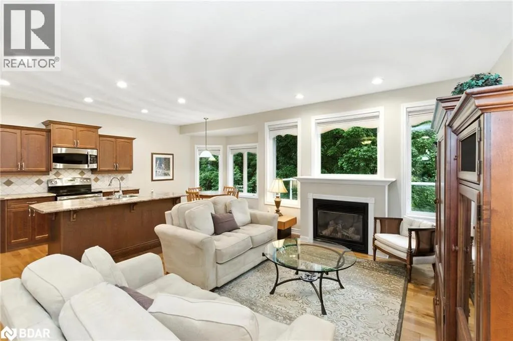 32 VALLEYCREST Drive