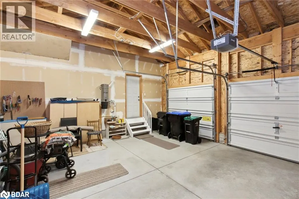 32 VALLEYCREST Drive