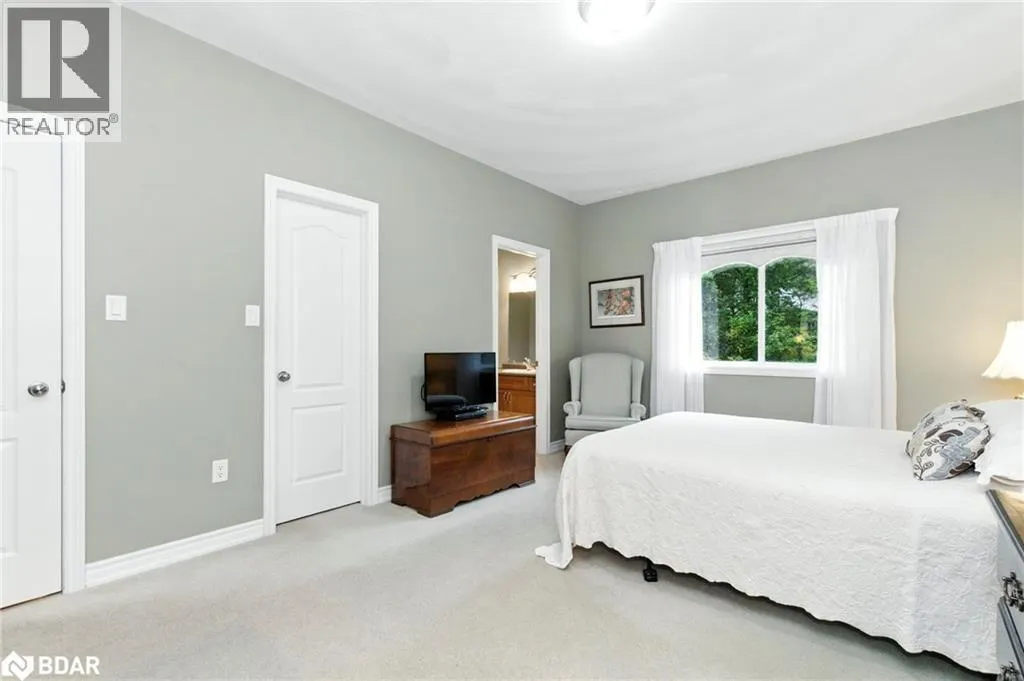 32 VALLEYCREST Drive