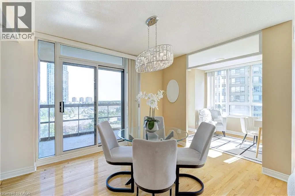 156 ENFIELD Place Unit# 1210, #1210