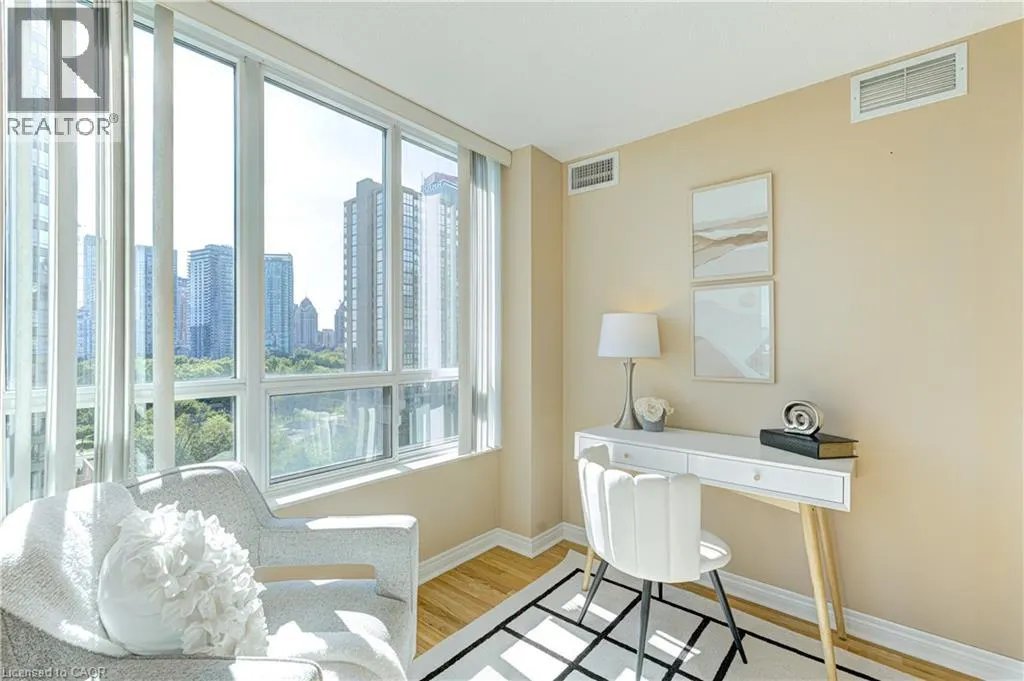 156 ENFIELD Place Unit# 1210, #1210