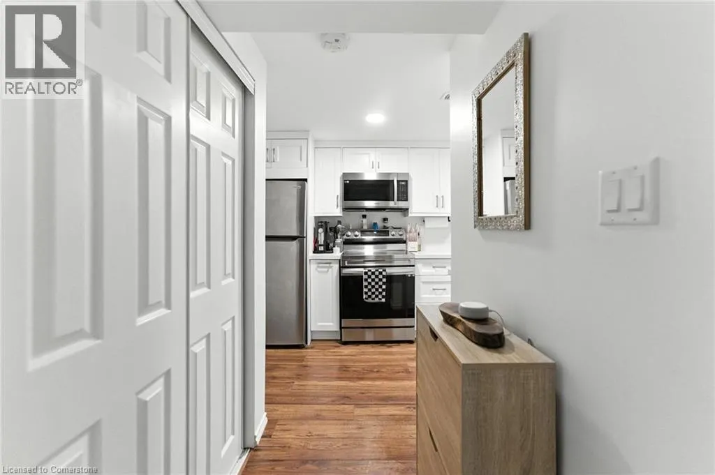 90 TOBY Crescent Unit# Lower, #Lower