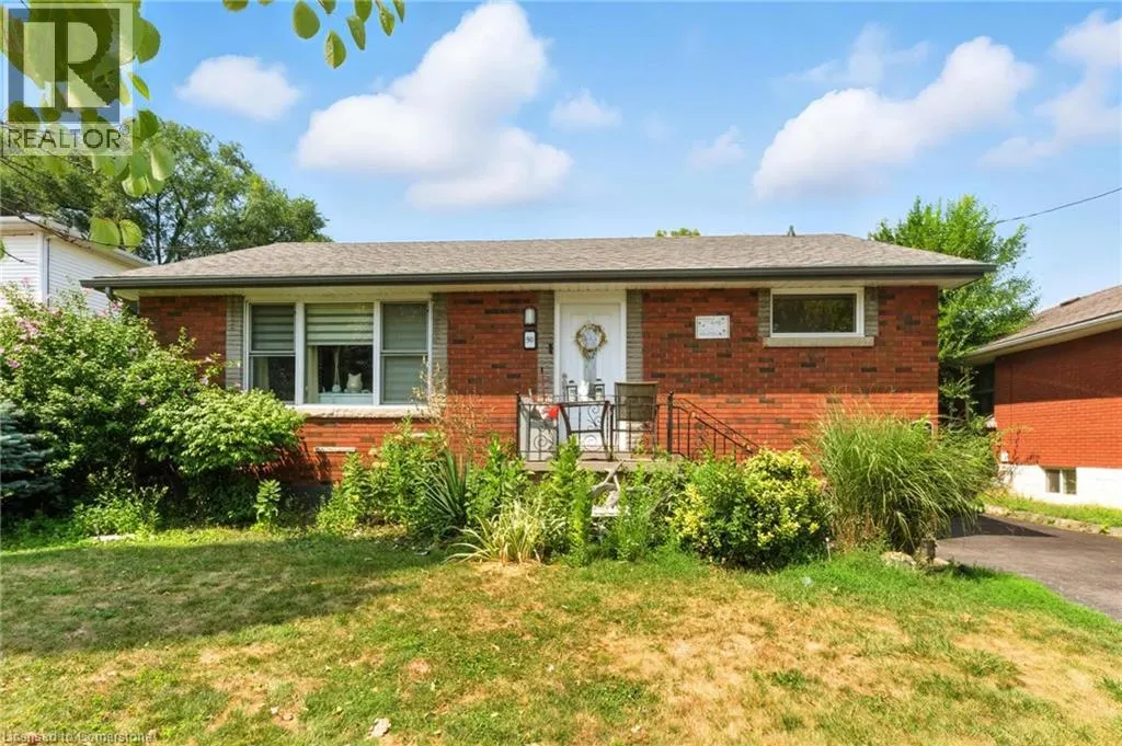 90 TOBY Crescent Unit# Lower, #Lower