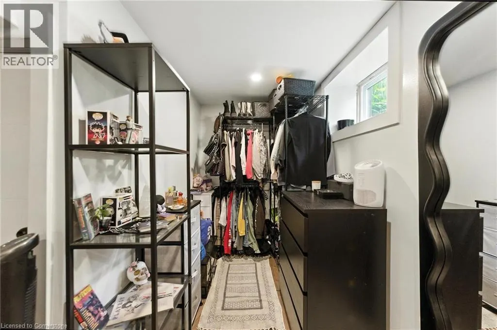 90 TOBY Crescent Unit# Lower, #Lower
