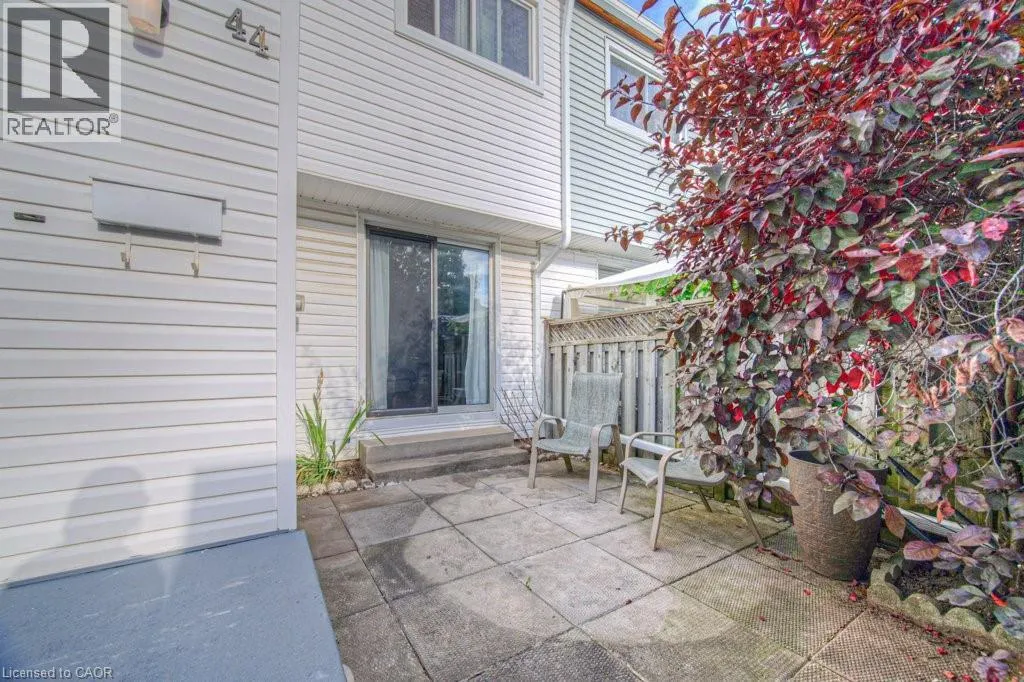 44 FROBISHER Court