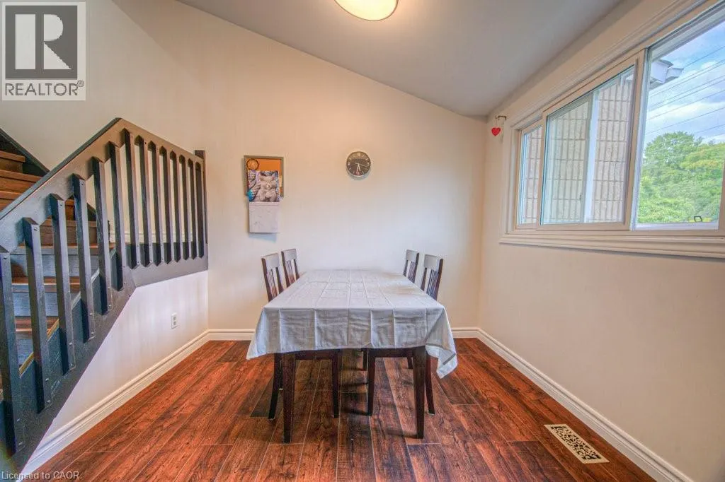 44 FROBISHER Court