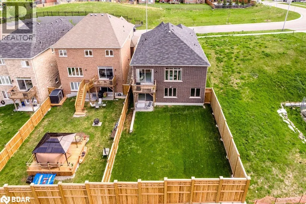 27 MUIRFIELD Drive