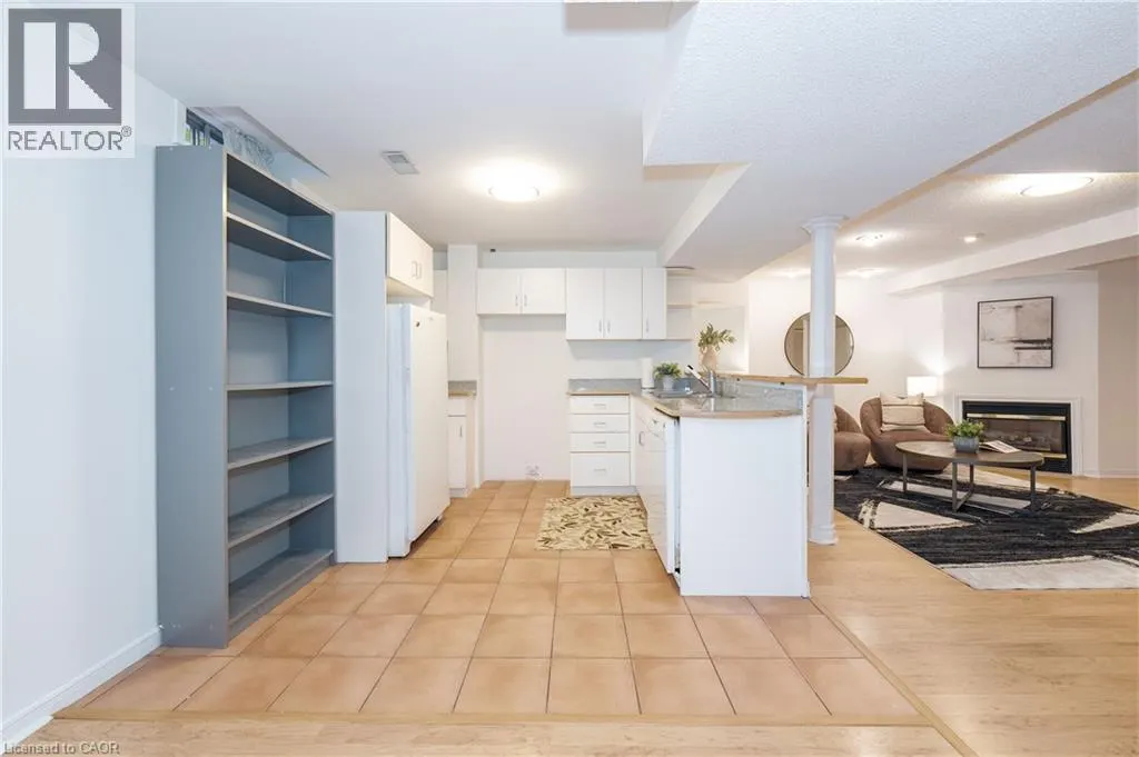 327 NORTHWOOD Drive
