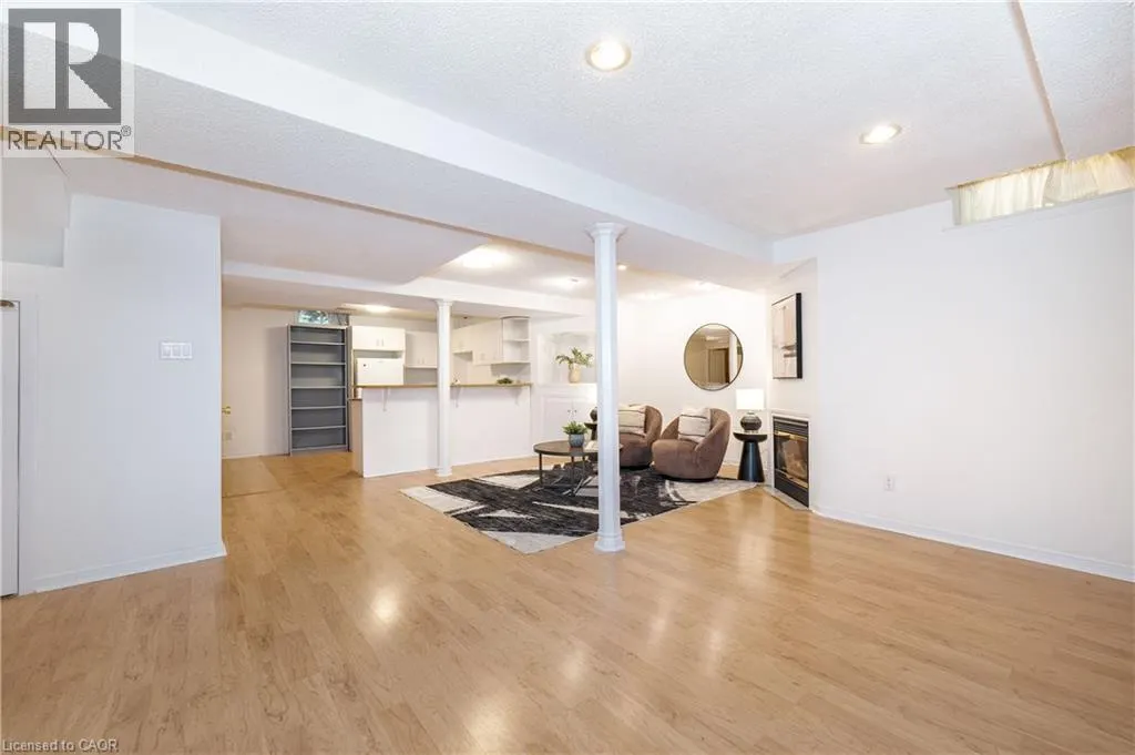 327 NORTHWOOD Drive