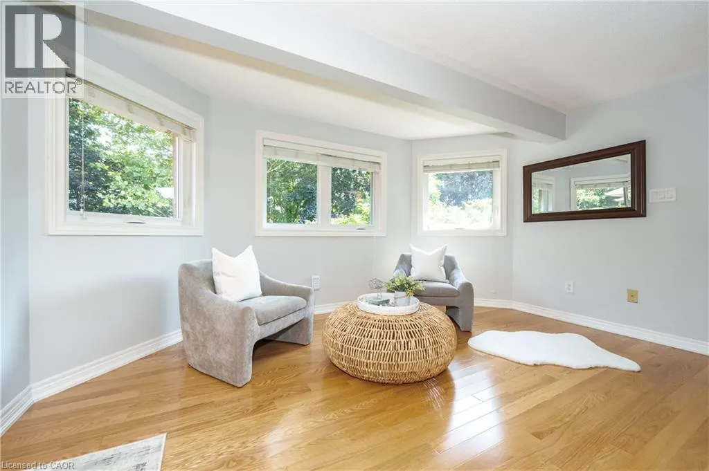 327 NORTHWOOD Drive