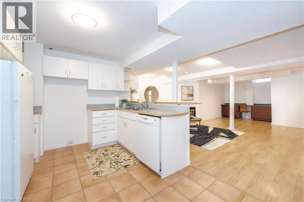 327 NORTHWOOD Drive