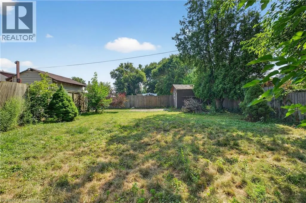 111 HILLYARD Street