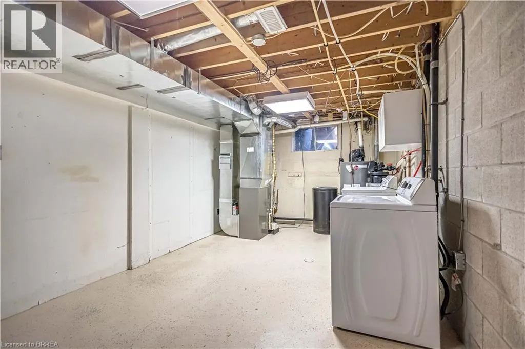 8 OAKHILL Drive Unit# A, #A