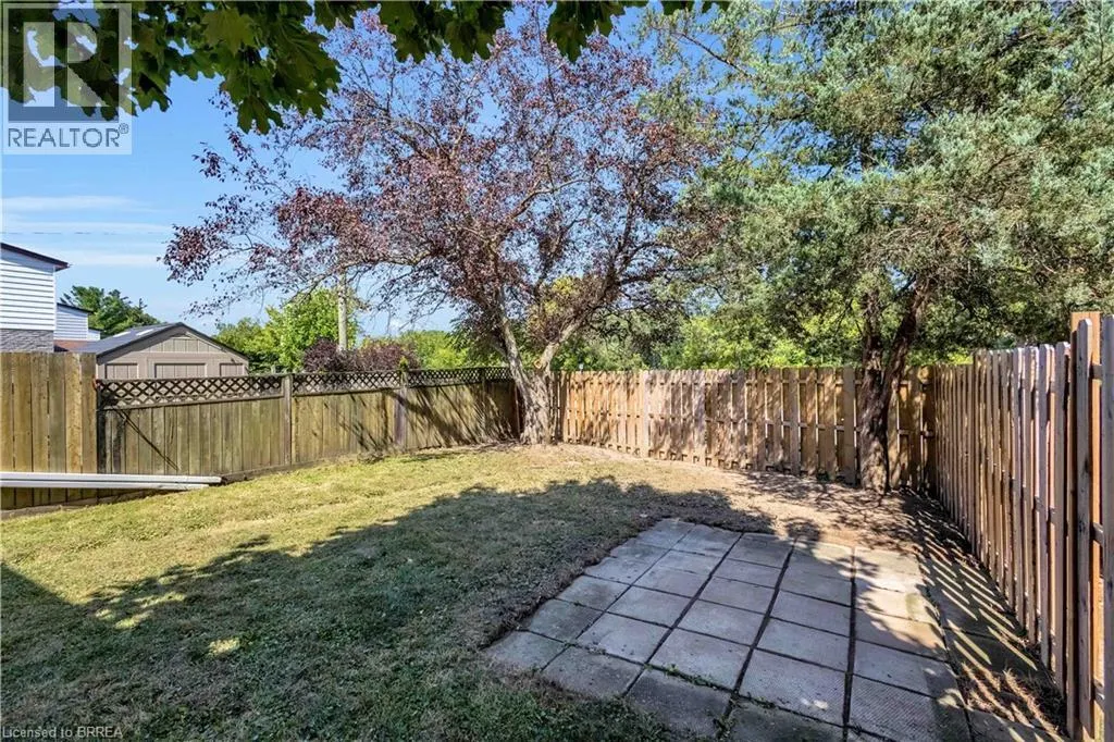 8 OAKHILL Drive Unit# A, #A