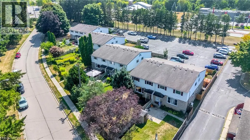 8 OAKHILL Drive Unit# A, #A