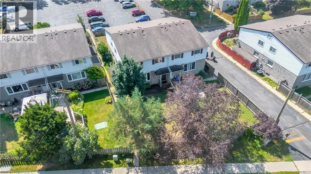 8 OAKHILL Drive Unit# A, #A