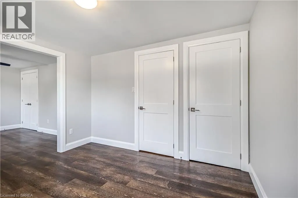 8 OAKHILL Drive Unit# A, #A