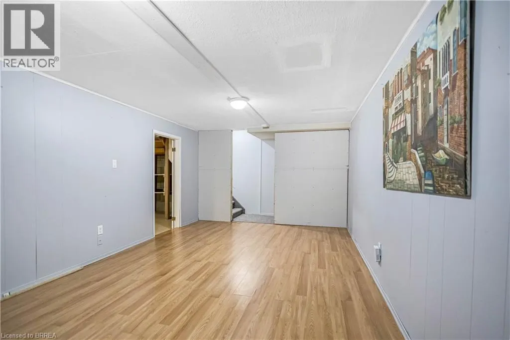 8 OAKHILL Drive Unit# A, #A