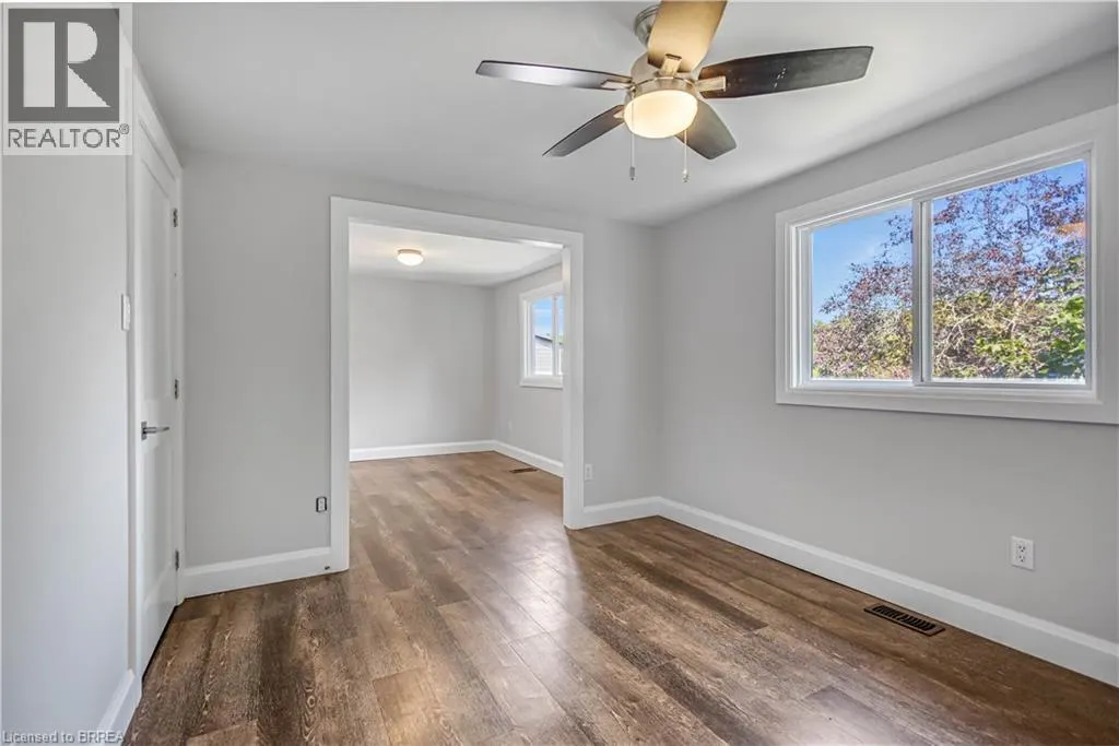 8 OAKHILL Drive Unit# A, #A