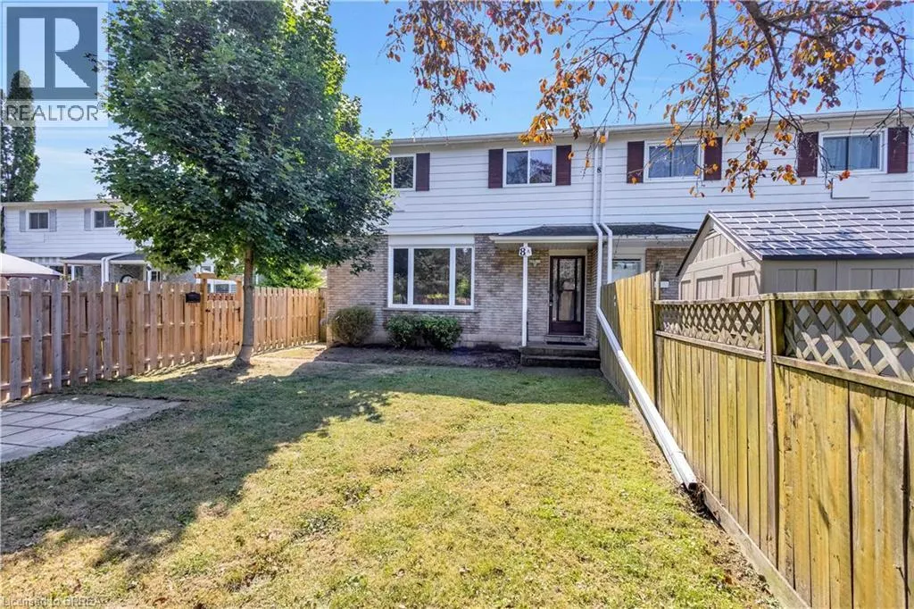 8 OAKHILL Drive Unit# A, #A