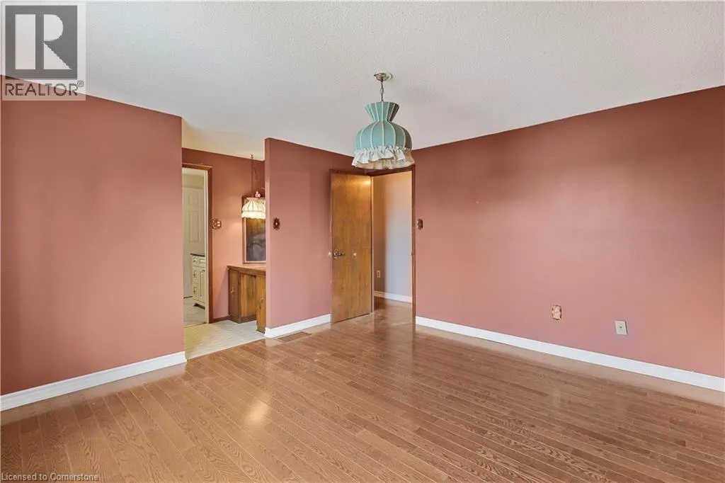 26 GLENASHTON Drive
