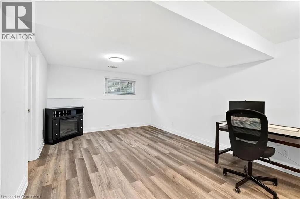 2221 MANCHESTER Drive