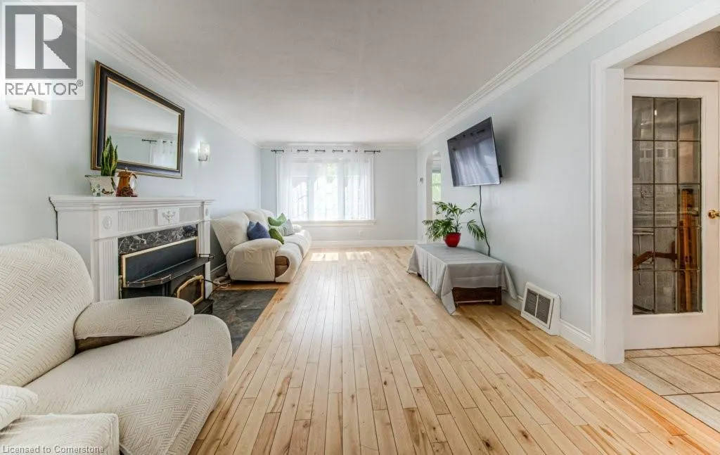 76 BRENTWOOD Avenue