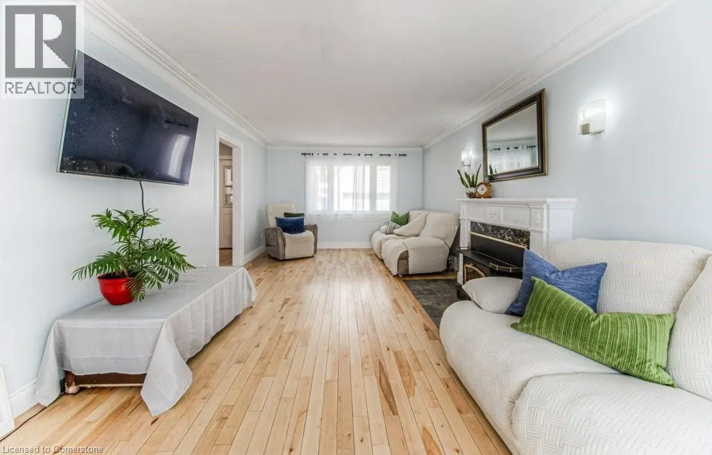 76 BRENTWOOD Avenue