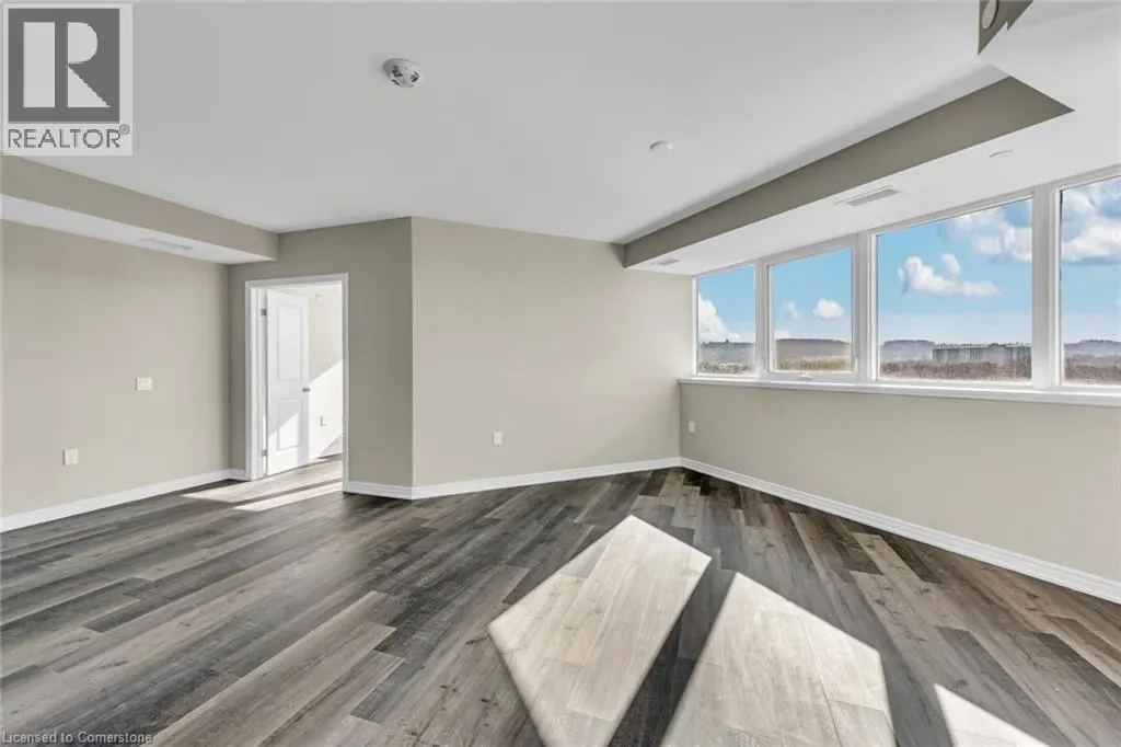 2750 KING Street E Unit# 706, #706