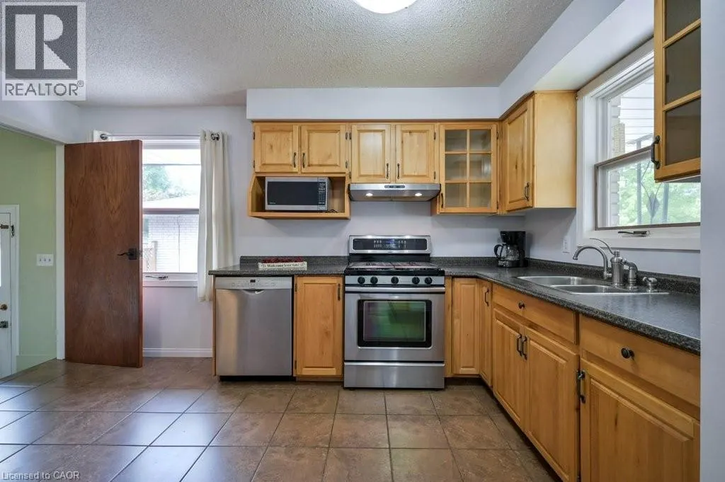 91 KIMBERLY Crescent