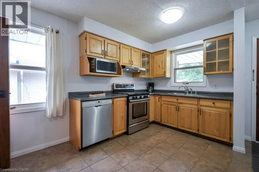 91 KIMBERLY Crescent