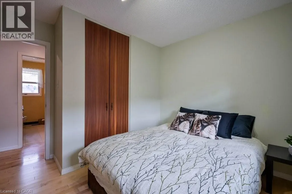 91 KIMBERLY Crescent