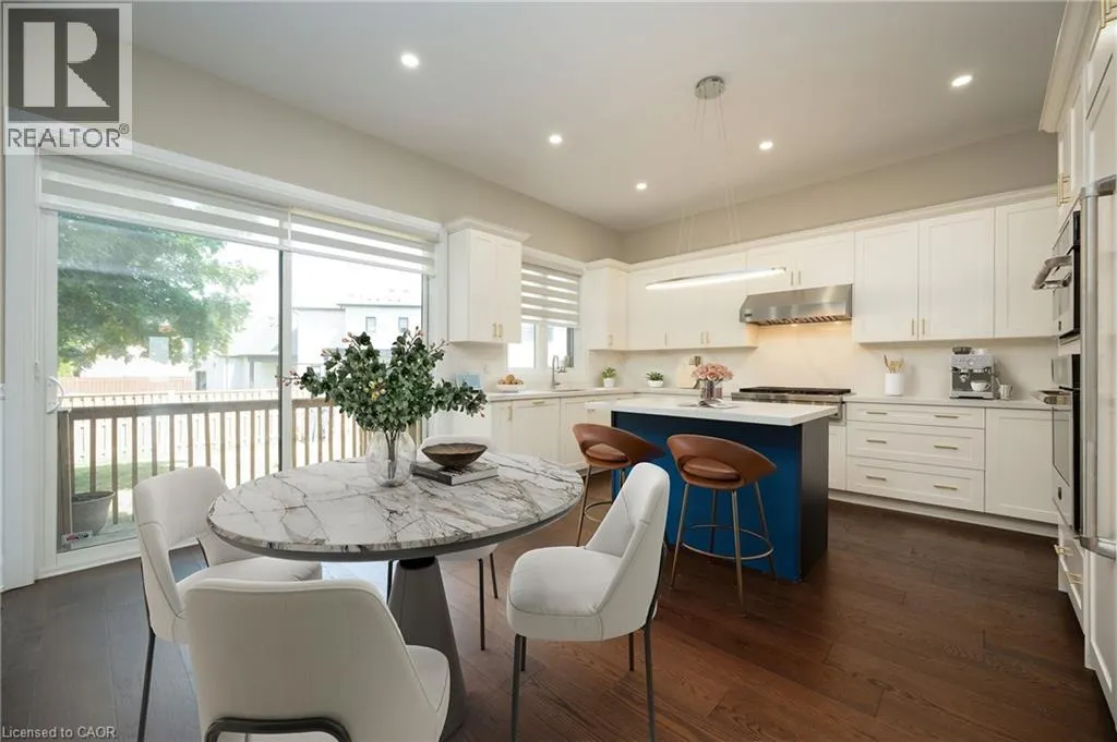 185 BURLOAK Drive