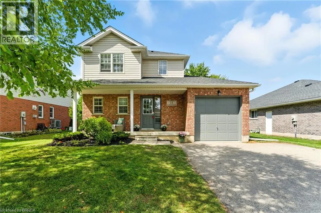 11 MACPHERSON Drive