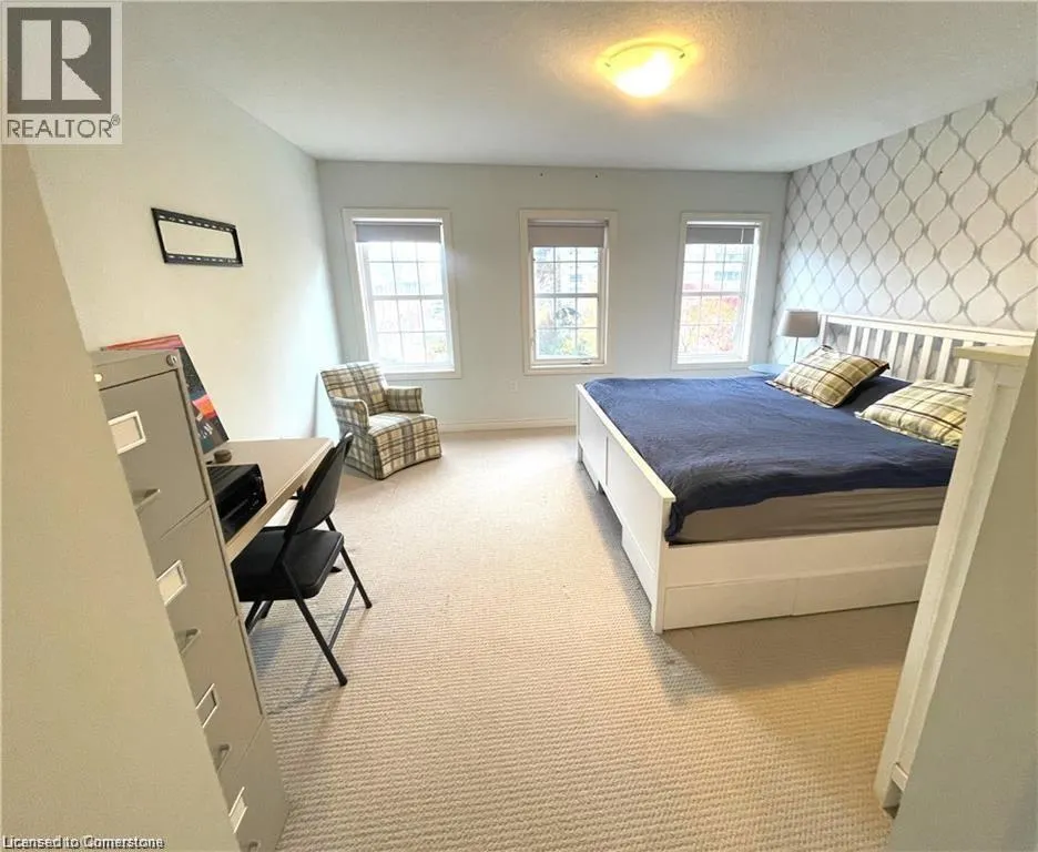 94 ROBERT PEEL Road Unit# UPPER, #UPPER