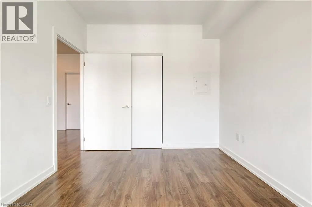 15 WELLINGTON Street S Unit# 2214, #2214