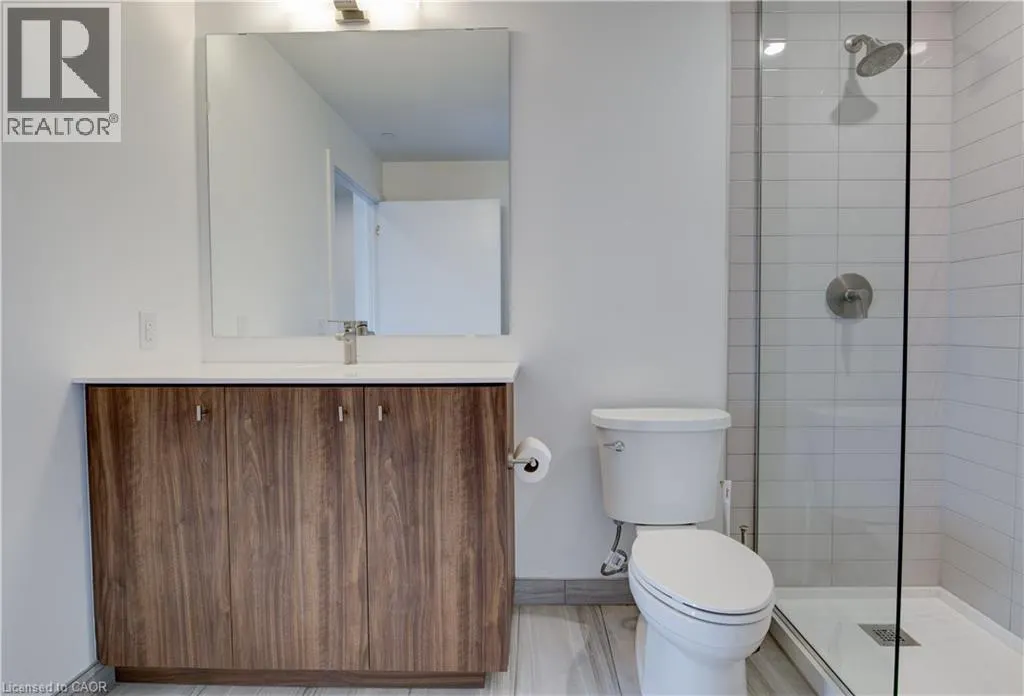 15 WELLINGTON Street S Unit# 2214, #2214