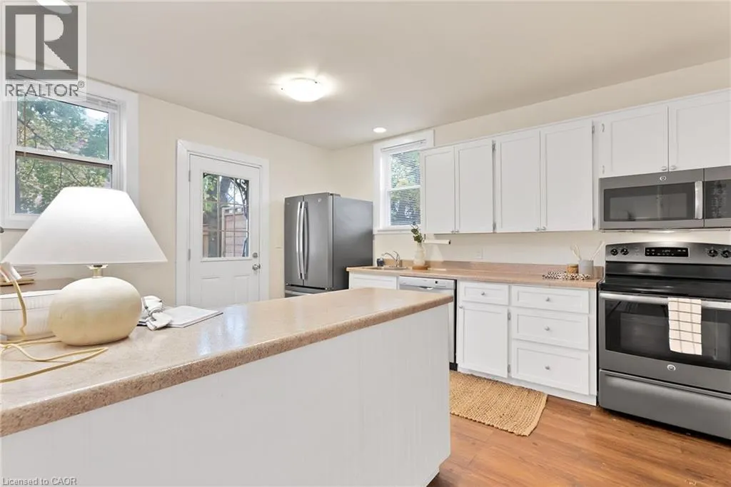 295 PLAINS Road W