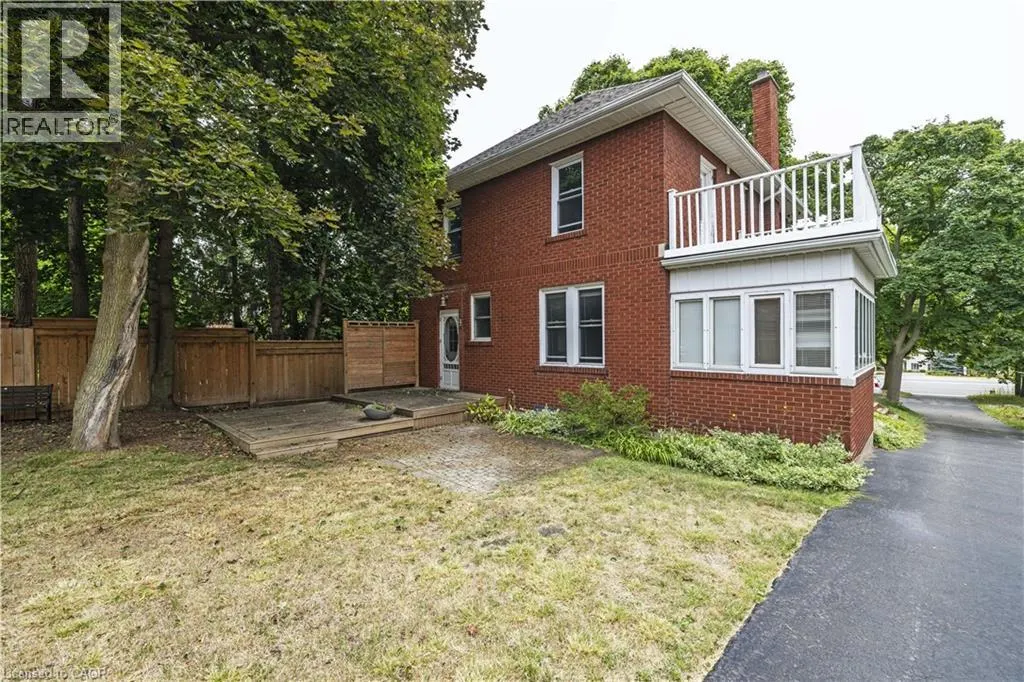 295 PLAINS Road W