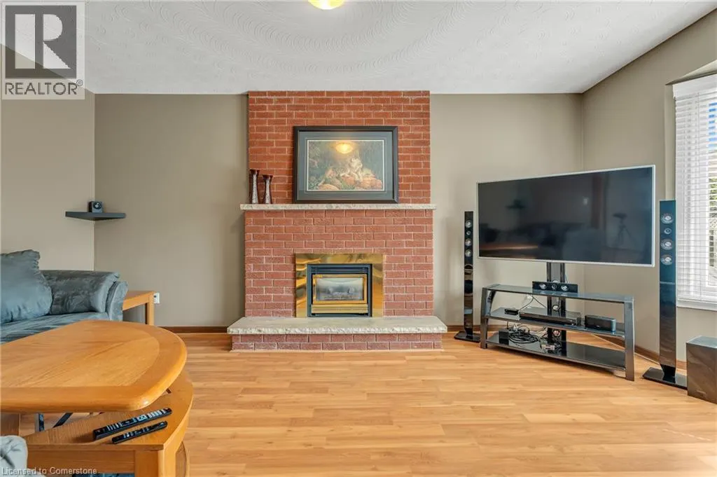 2 VINEHILL Drive
